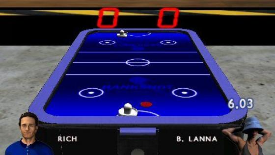 Arcade Air Hockey & Bowling Screenshot 6 (PlayStation Portable (EU Version))